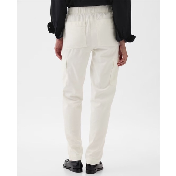 NWT • Gap • Mid Rise Twill Cargo Pants in New Off White - Picture 4 of 11